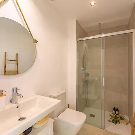 Centric, Amazing Views, Garage And Fibre Wifi Apartment