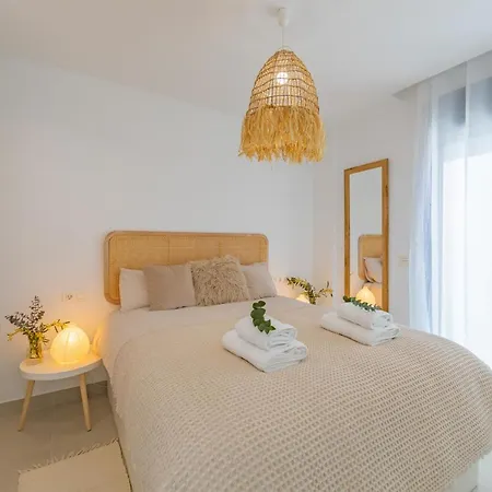 Centric, Amazing Views, Garage And Fibre Wifi Apartment